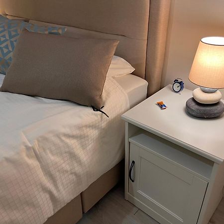 Modern, Kenyelmes Otthon Neked Apartment Budapest Ngoại thất bức ảnh